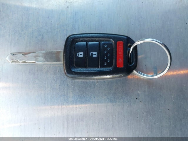 Honda FIT LX 2015 3HGGK5G58FM727174 Image 11