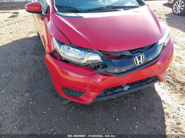Honda FIT LX 2015 3HGGK5G58FM727174 Image 6