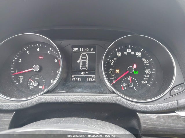 1VWBT7A35GC025693 Volkswagen Passat 1.8t Se