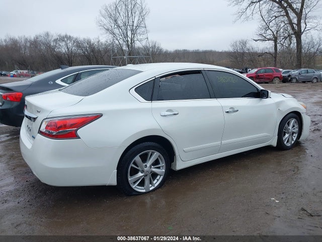 2014 NISSAN ALTIMA 2.5 SV VIN: 1N4AL3AP2EN245620