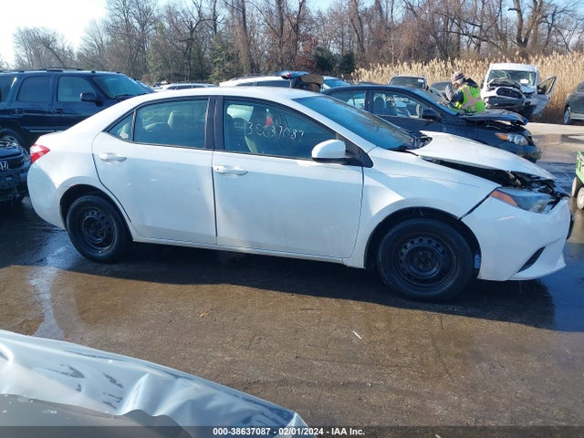 Toyota COROLLA L 2016 5YFBURHE0GP402053 Image 13