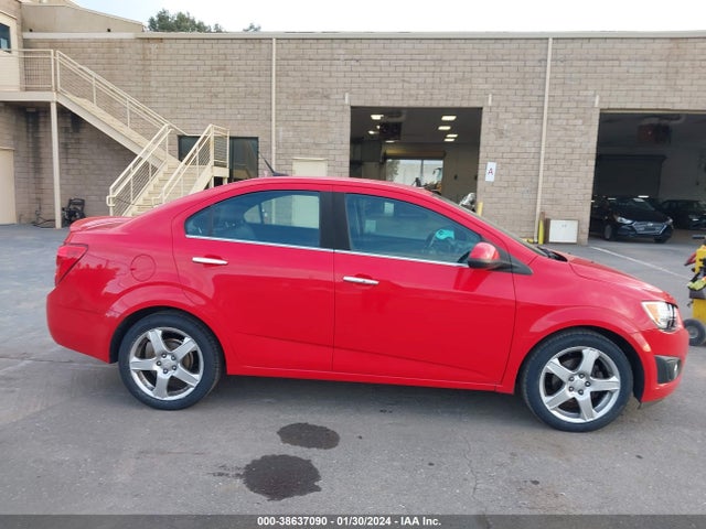 Chevrolet Sonic Ltz Auto 2014 1G1JE5SG1E4126289 Image 13