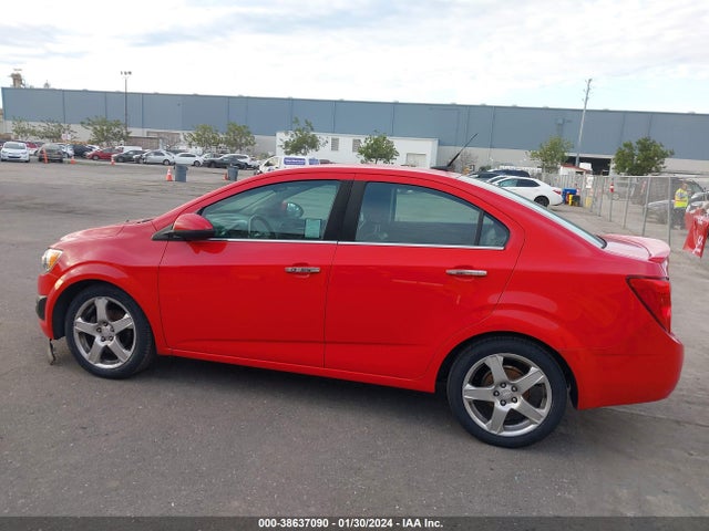 Chevrolet Sonic Ltz Auto 2014 1G1JE5SG1E4126289 Image 14