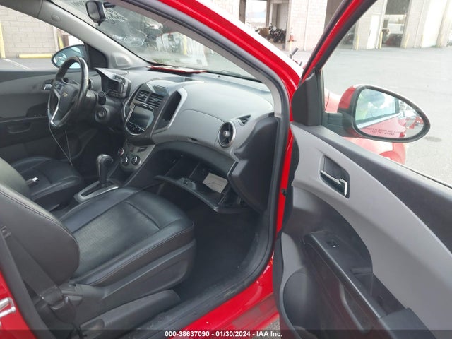 Chevrolet Sonic Ltz Auto 2014 1G1JE5SG1E4126289 Image 5