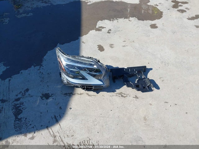 2022 LEXUS 460 PREMIUM VIN: JTJAM7BX0N5310412