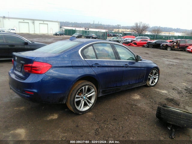 BMW 330i Xdrive 2018 WBA8D9C58JA616010 Image 4