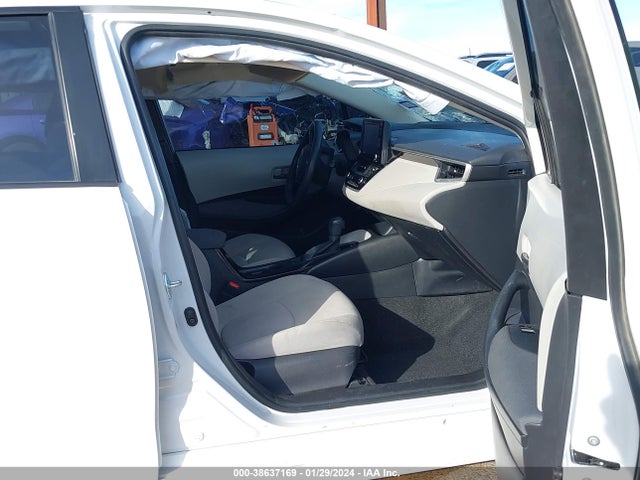 Toyota Corolla Hybrid Le 2022 JTDEAMDE7N3003550 Image 5