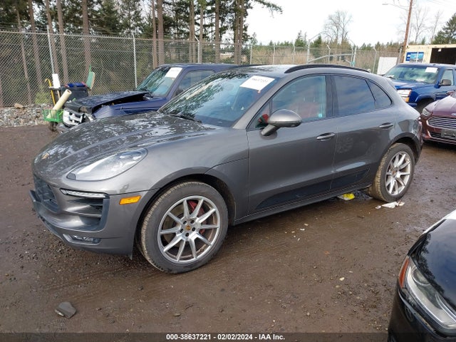 2018 PORSCHE MACAN WP1AG2A53JLB64766 Photo 1