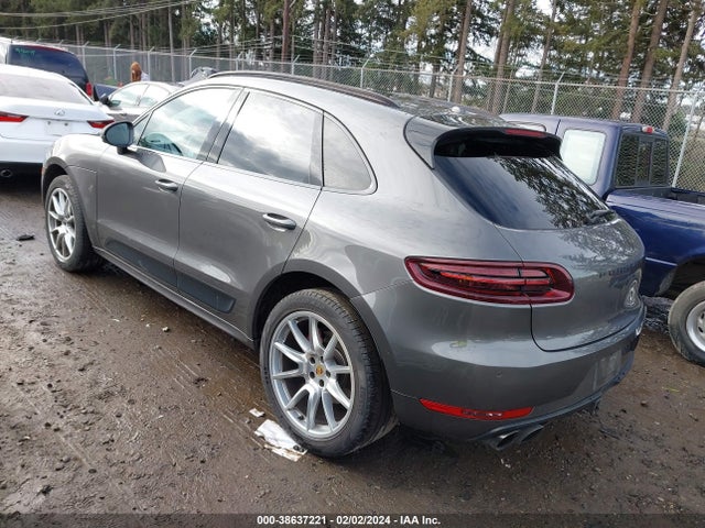 2018 PORSCHE MACAN WP1AG2A53JLB64766 Photo 2