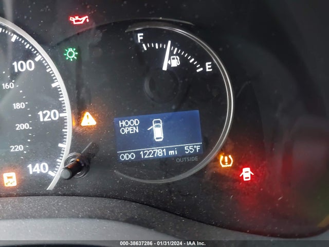 Lexus CT 200H 2017 JTHKD5BHXH2279873 Image 16