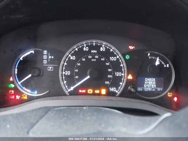 Lexus CT 200H 2017 JTHKD5BHXH2279873 Image 7