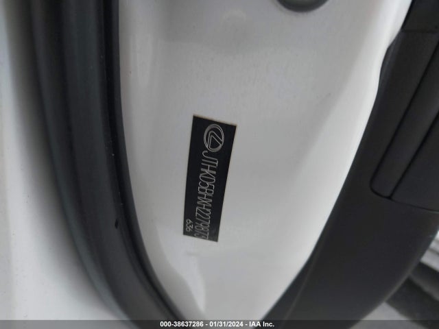 Lexus CT 200H 2017 JTHKD5BHXH2279873 Image 9