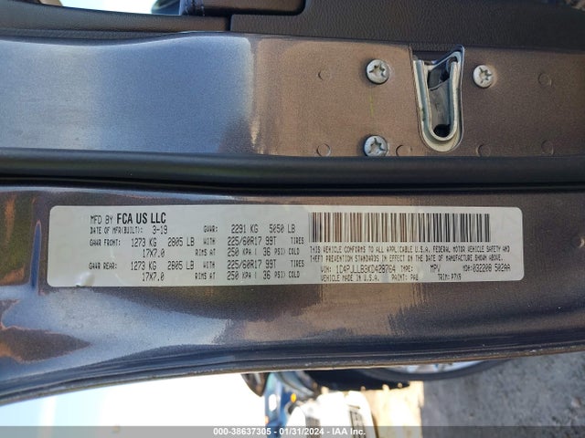 38637305 :رقم المزاد ، 1C4PJLLB3KD428764 vin ، 2019 Jeep Cherokee Latitude Plus Fwd مزاد بيع