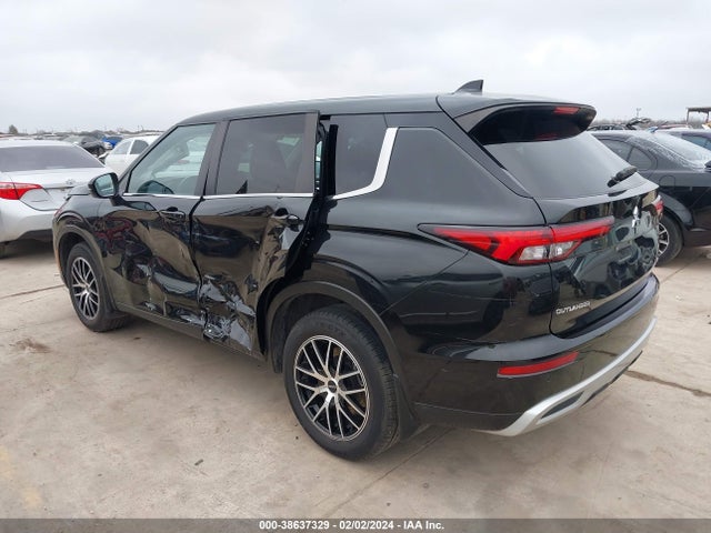 2022 MITSUBISHI OUTLANDER JA4J3UA87NZ016586 Photo 2