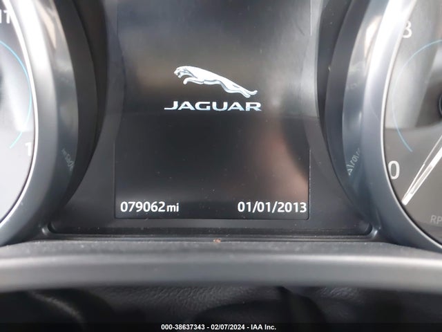 Jaguar Xe 25t 2017 SAJAR4BG8HA962680 Image 15