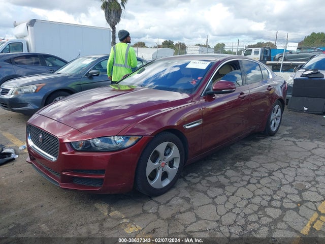 2017 JAGUAR XE SAJAR4BG8HA962680 Photo 1