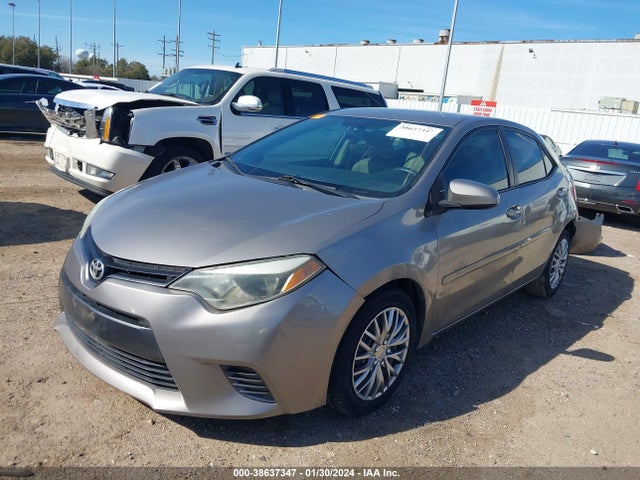 Toyota COROLLA LE 2016 5YFBURHE5GP434688 Image 2