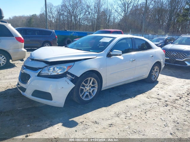 Chevrolet MALIBU 1LT 2015 1G11C5SLXFF245449 Image 2