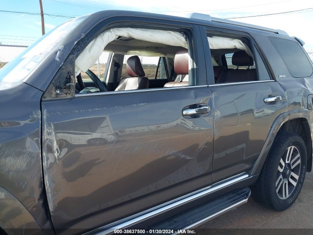 Toyota 4runner Limited 2016 JTEBU5JR6G5400628 Image 6