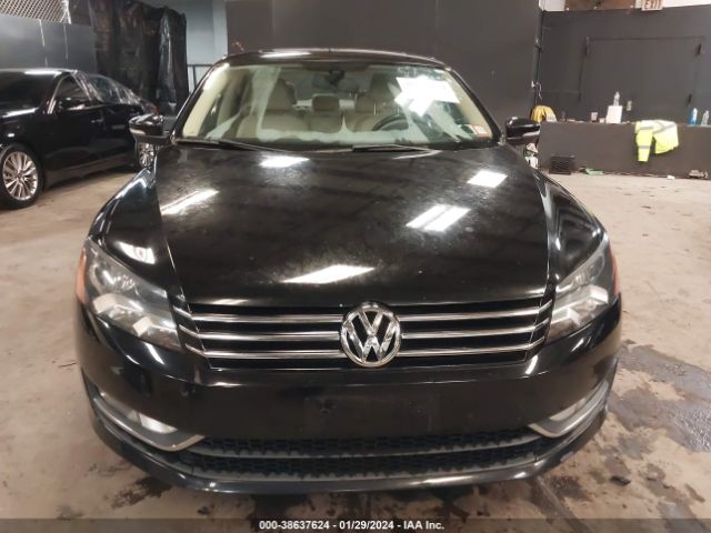 1VWBT7A31FC040089 Volkswagen Passat 1.8t Se