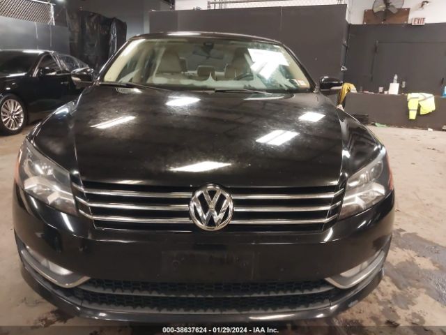 1VWBT7A31FC040089 Volkswagen Passat 1.8t Se