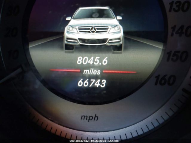 WDDGF4HB5EA944524 Mercedes-Benz C 250 Luxury/sport