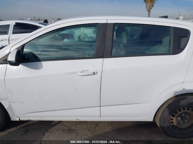 Chevrolet Sonic Ls Auto 2014 1G1JA6SH5E4103057 Image 14