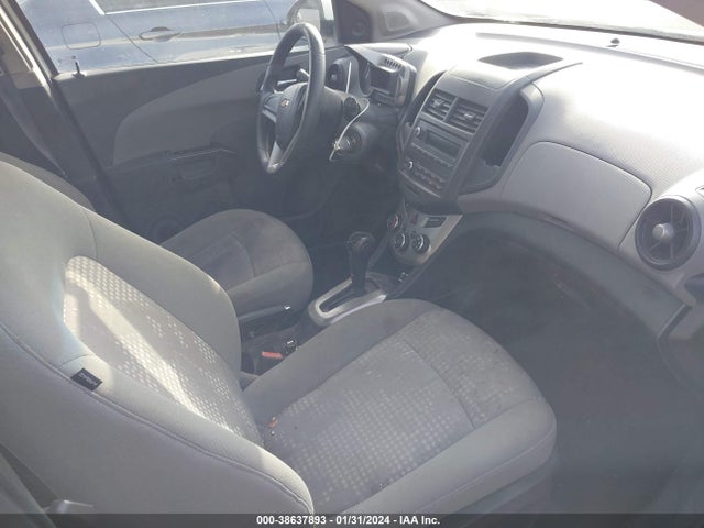Chevrolet Sonic Ls Auto 2014 1G1JA6SH5E4103057 Image 5