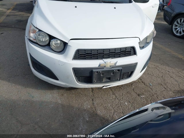 Chevrolet Sonic Ls Auto 2014 1G1JA6SH5E4103057 Image 6