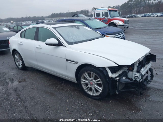 2019 JAGUAR XE SAJAJ4FX6KCP45450 Photo 0