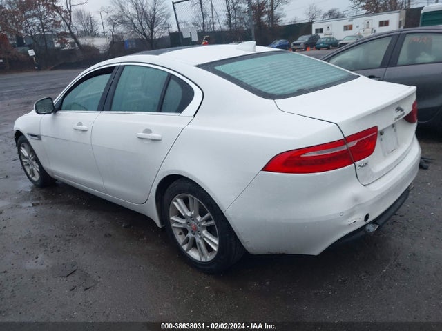 2019 JAGUAR XE SAJAJ4FX6KCP45450 Photo 2