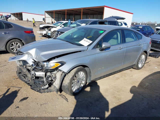 Ford Fusion Hybrid S 2015 3FA6P0UU1FR132654 Image 2