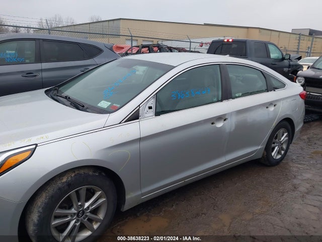 2017 HYUNDAI SONATA VIN: 5NPE24AF2HH476517