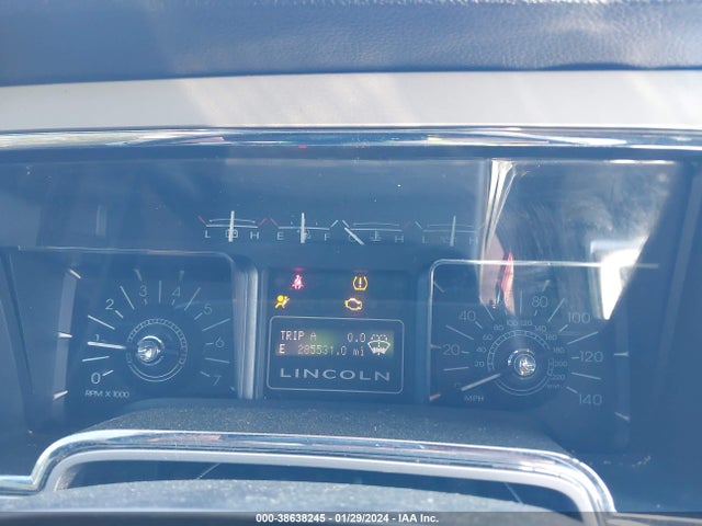 2008 LINCOLN NAVIGATOR VIN: 5LMFU28588LJ12851