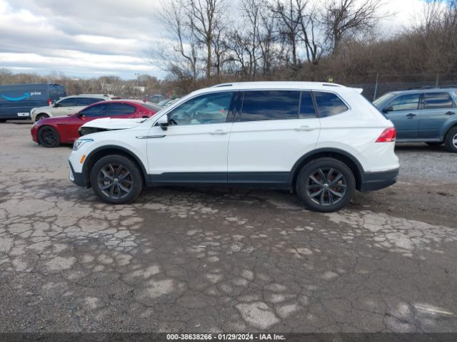 3VV2B7AX3NM015797 Volkswagen Tiguan 2.0t Se