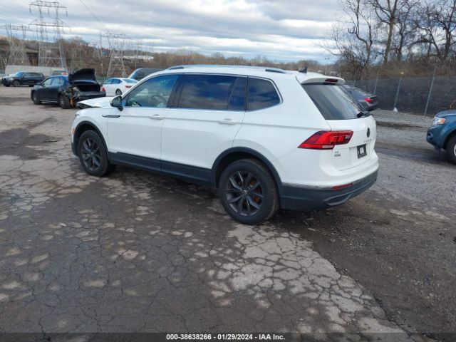3VV2B7AX3NM015797 Volkswagen Tiguan 2.0t Se