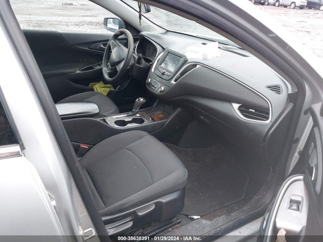 Chevrolet Malibu 1fl 2017 1G1ZC5ST5HF240116 Image 5
