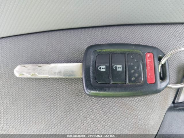 2HKRM4H3XEH724175 Honda CR-V LX