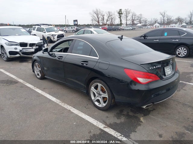 Mercedes-Benz CLA 250 4MATIC 2014 WDDSJ4GB8EN086713 Image 3