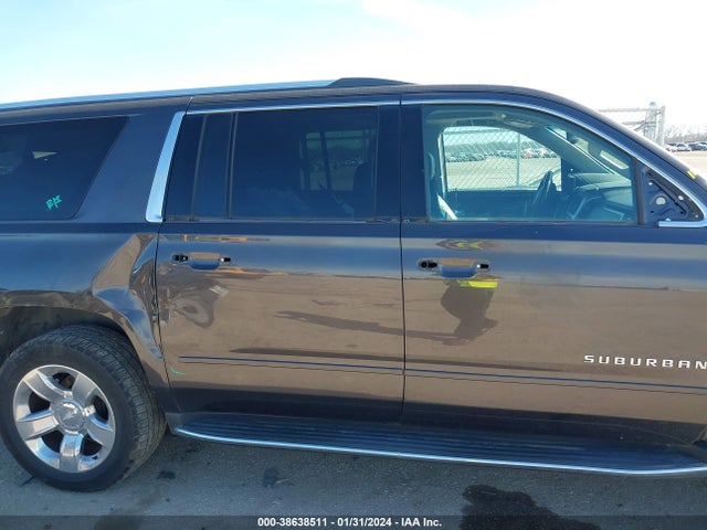 Chevrolet Suburban Premier 2017 1GNSCJKC3HR232264 Image 13