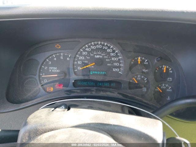 2004 GMC YUKON XL 1500 SLE VIN: 3GKEC16Z24G289946