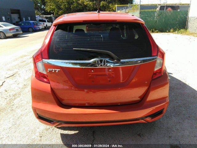 Honda FIT LX 2018 3HGGK5H4XJM735873 Image 16