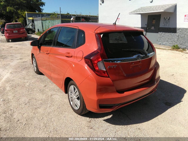 Honda FIT LX 2018 3HGGK5H4XJM735873 Image 3