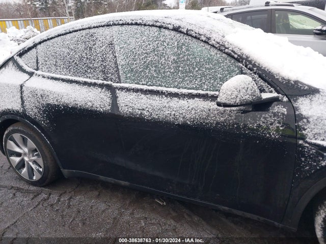 2021 TESLA MODEL Y LONG RANGE DUAL MOTOR ALL-WHEEL DRIVE VIN: 5YJYGDEE2MF064736