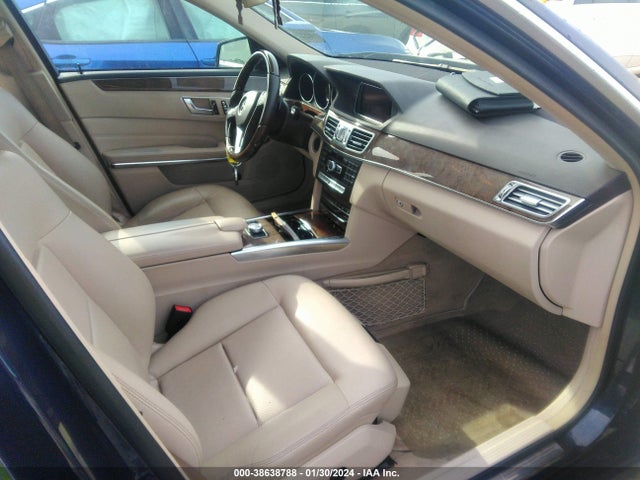 Mercedes-Benz E 350 2014 WDDHF5KB9EA830738 Image 5
