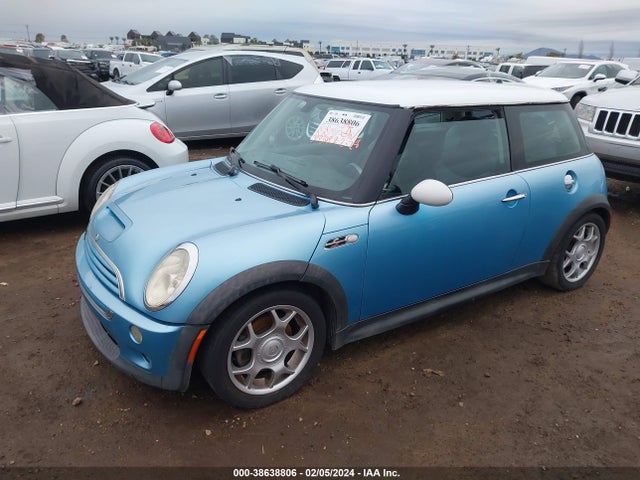 2004 MINI COOPER S WMWRE33484TD89631 Photo 1