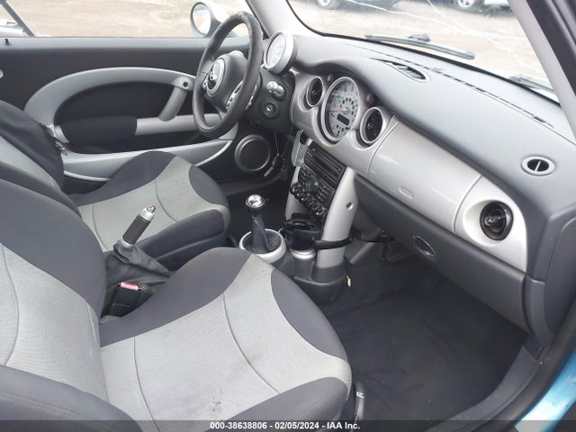2004 MINI COOPER S WMWRE33484TD89631 Photo 4