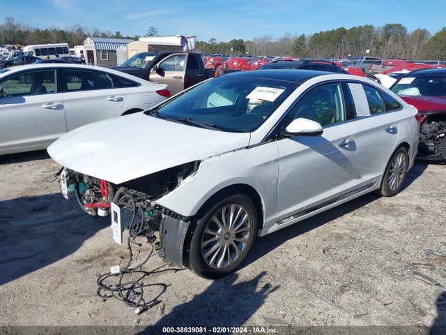 Hyundai Sonata Limited 2015 5NPE34AF7FH083817 Image 2