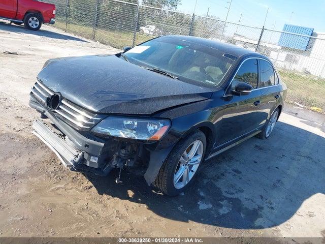 2015 VOLKSWAGEN PASSAT 1.8T SEL PREMIUM VIN: 1VWCS7A35FC019950