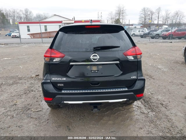 Nissan ROGUE S 2018 JN8AT2MV4JW330563 Image 17